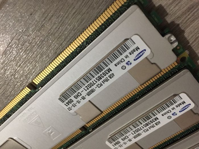 Продам оперативную память Samsung 4GB DDR3