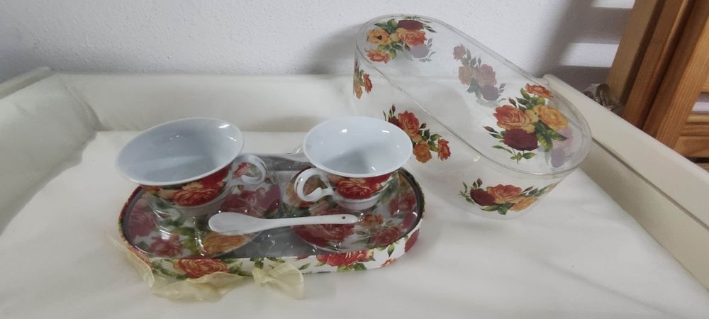 Teacup Set440760425828864000