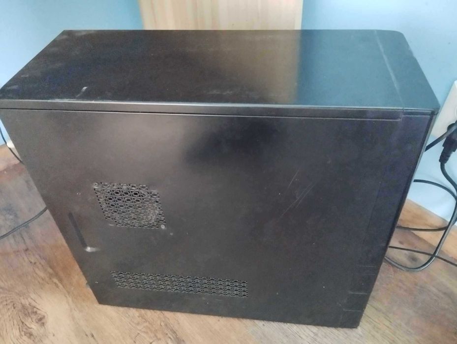 Komputer AMD A8-5600K gratis Klawiatura Genius SlimStar i220