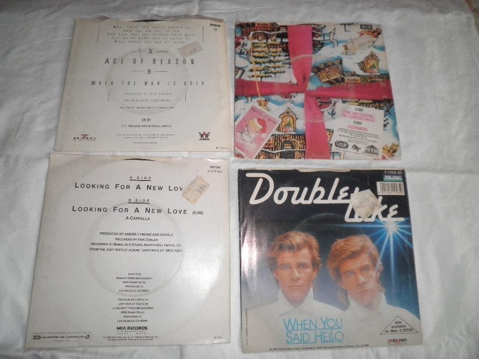 Discos vinil 45r--(40-alguns repetidos)valor de todos