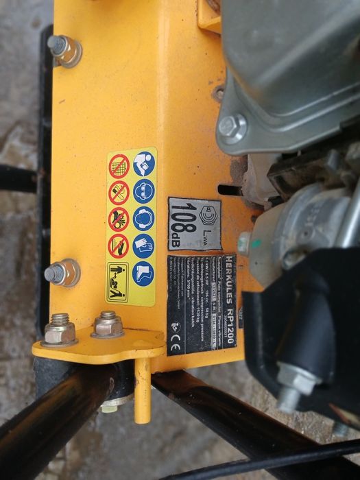 Віброплита,трамбовка