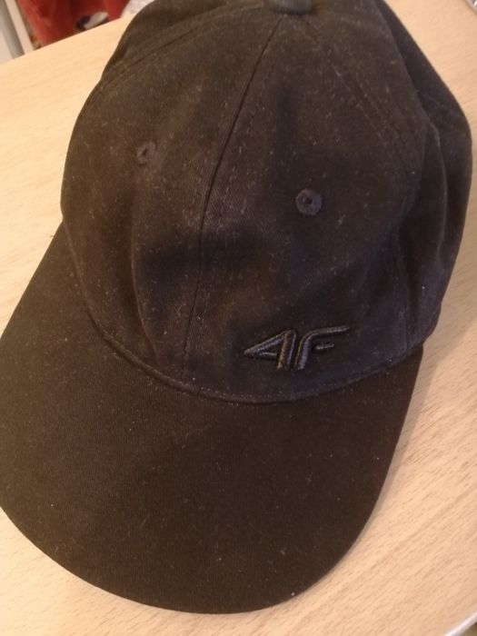 Czapka 4f czarna męska. NOWA