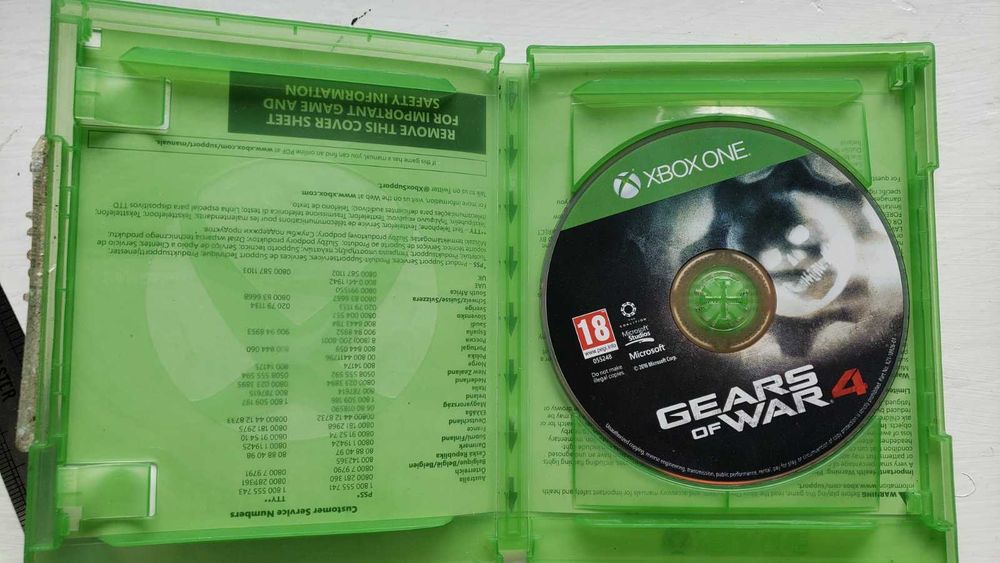 Продам Gears of war 4 xbox one/ series X
