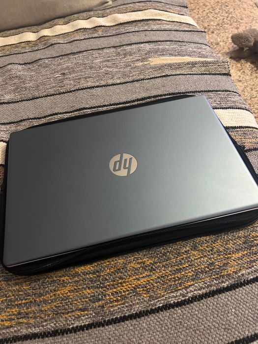 Portátil HP como novo, comprado em abril deste ano