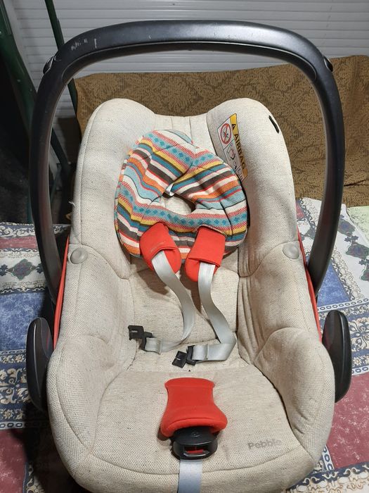 Автокрісло MAXI-COSI