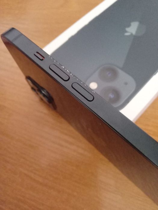 IPhone 13 Midnight blue 128gb