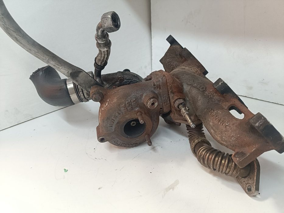 Turbo / compressor VOLKSWAGEN Passat Variant (3C5)