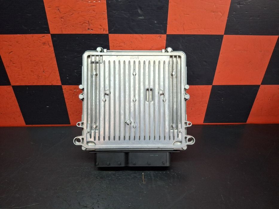 Centralina motor / ECU MERCEDES-BENZ Vito Combi (W639)