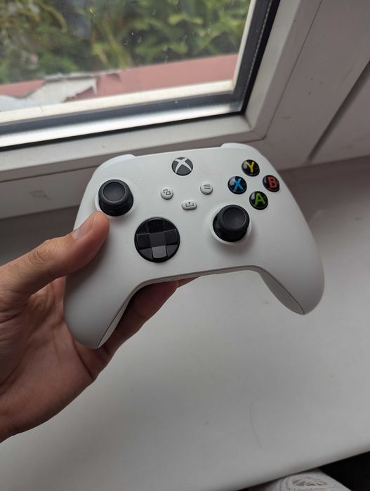 Oryginalny Pad Xbox Series X/S / PC Robot White (Wireless / Bluetooth)
