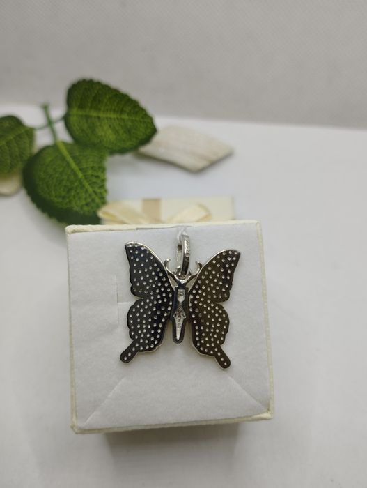 Srebrny wisiorek, motyl, próba 925