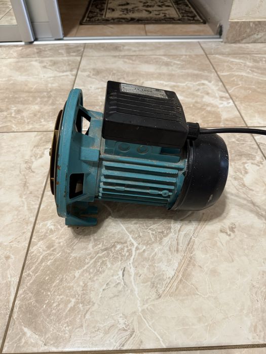 Електродвигун для гідрофора