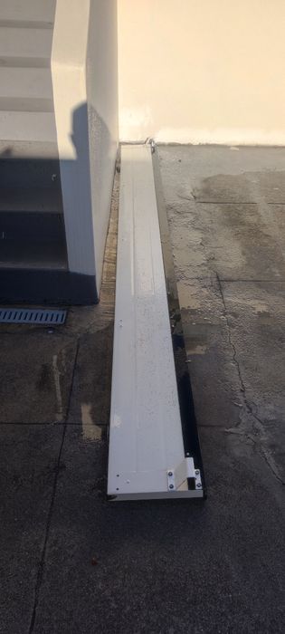 Portão de garagem automático