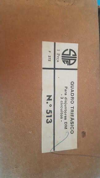 Quadro trifásico - 3 circuitos