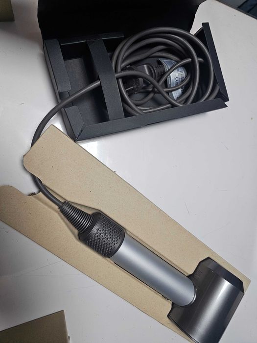 Продам фен Dyson професіональний