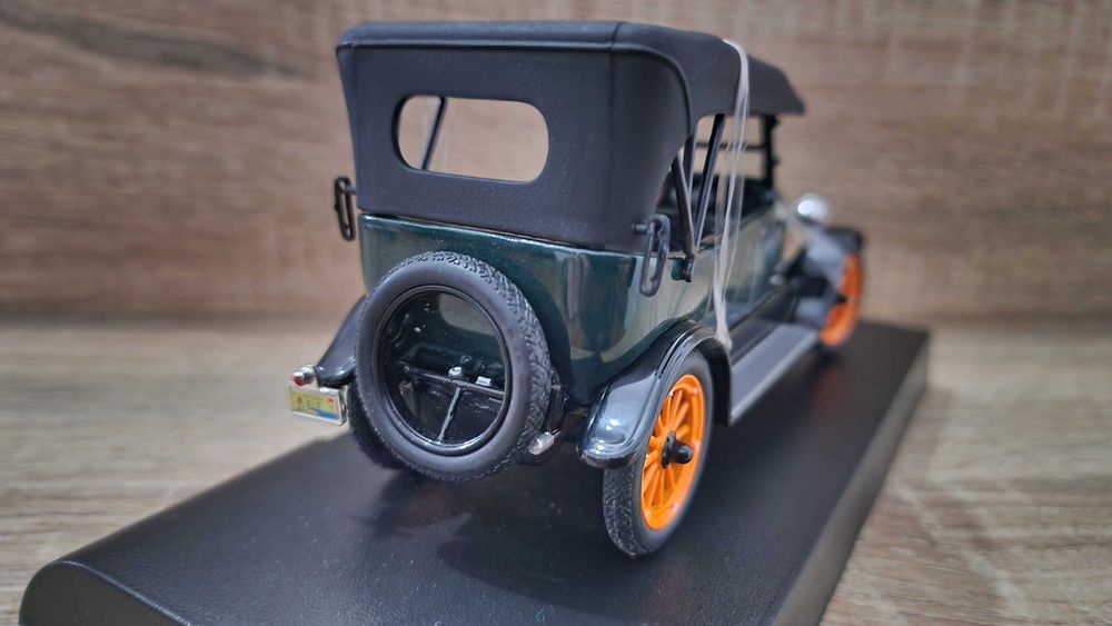 Miniatura REO Touring »1917» 1:24