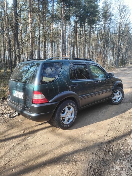 Mercedes ML w163 3.2B/LPG , 4x4, hak