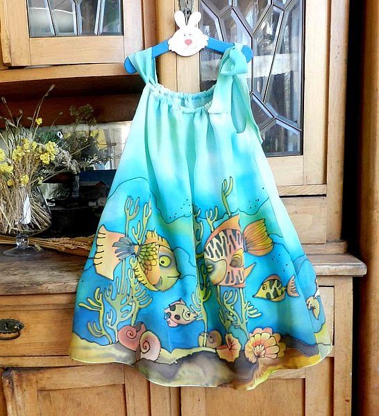 Дизайнерское платье из натурального шелка ( Батик)