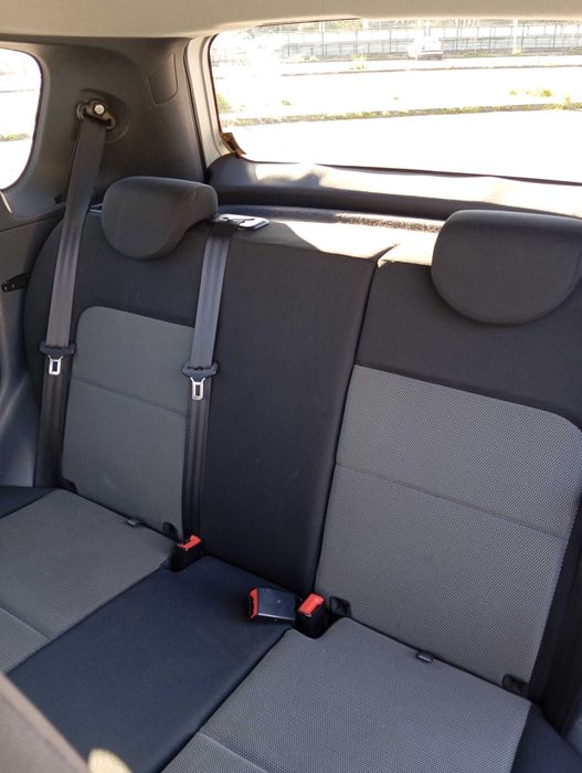 MITSUBISHI COLT (ANO 2011) Económico / Excelente Estado