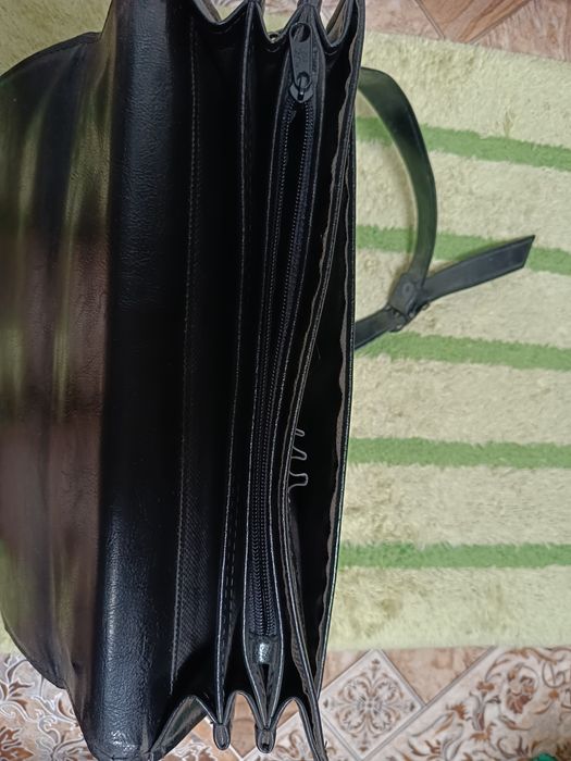 Aktówka torba skórzana czarna