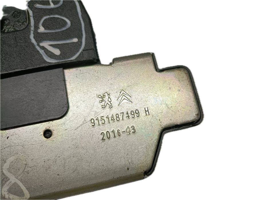Fechadura / fecho da mala PEUGEOT 208