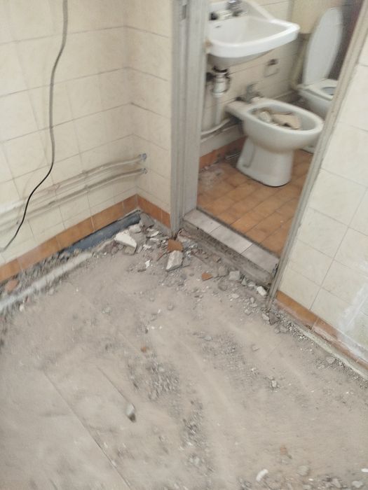 Versatile Plumber65716375233025121