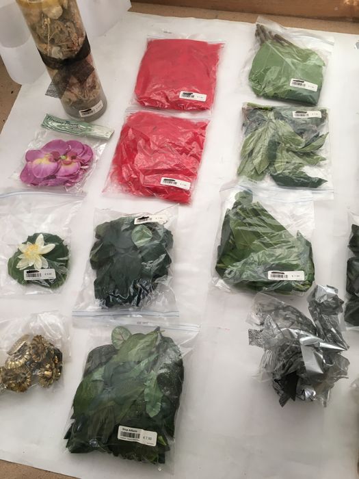 Lote Artigos decorativos conchas pedras petalas areia etc (decoração)