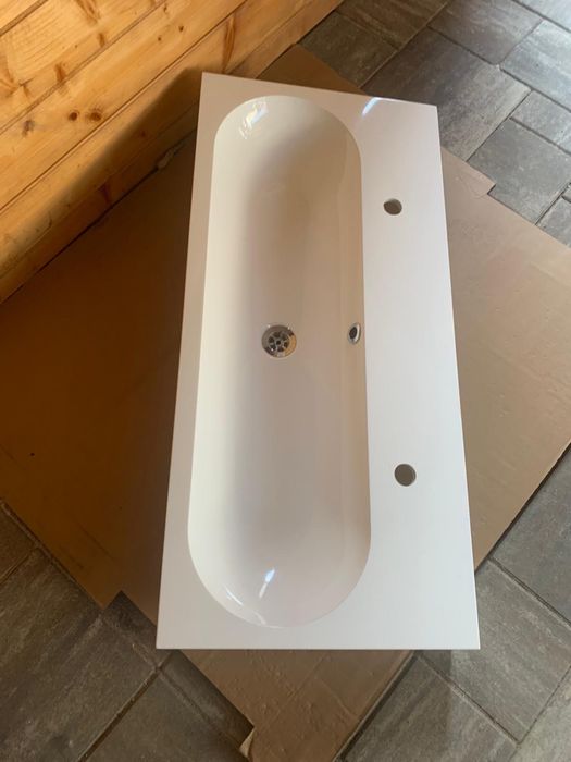 Umywalka naszafkowa Braviken outlet  100cm na 48cm na dwie baterie