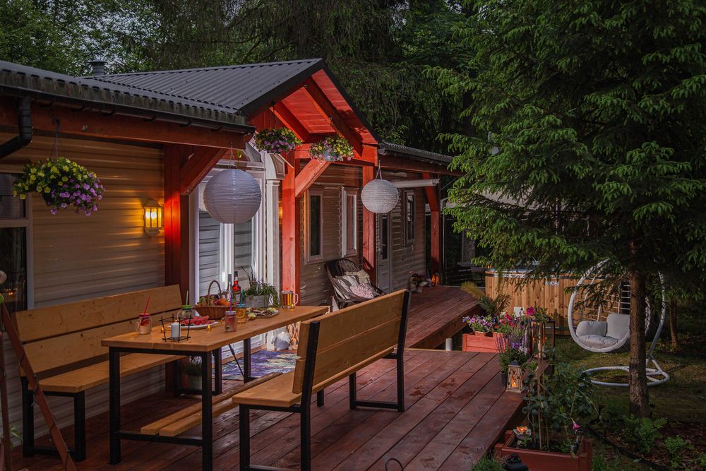 Domek w górach z prywatną plażą.