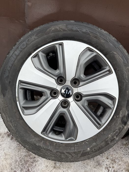 Felgi aluminiowe 5x114,3 16x6,5j et45 Kia Hyundai