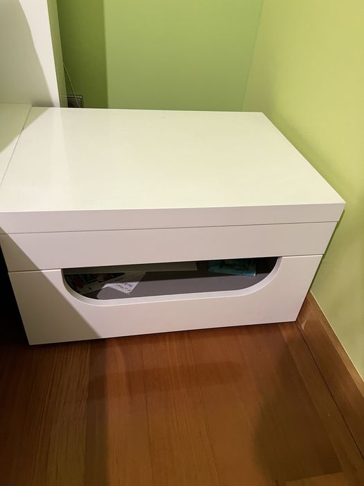 Mobilia de cama + comoda