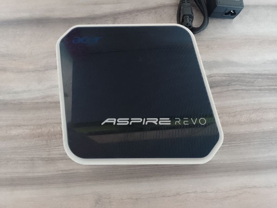 Тонкий кліент Acer Aspire Revo