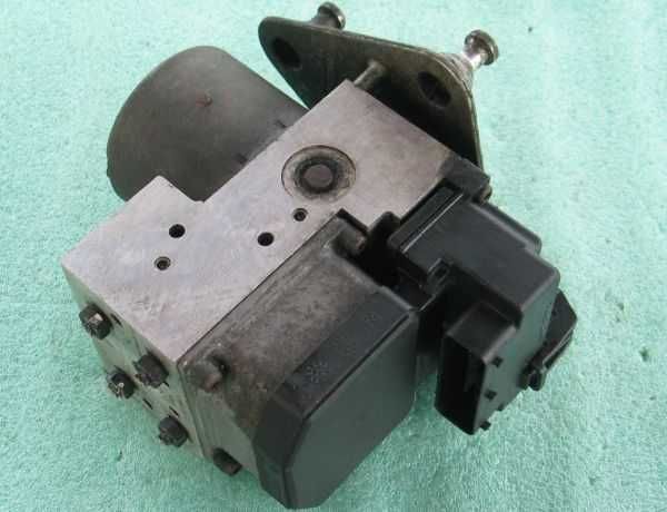 Ремонт блока ABS Фольцваген Гольф Транспортер LT Обмін ГАРАНТІЯ