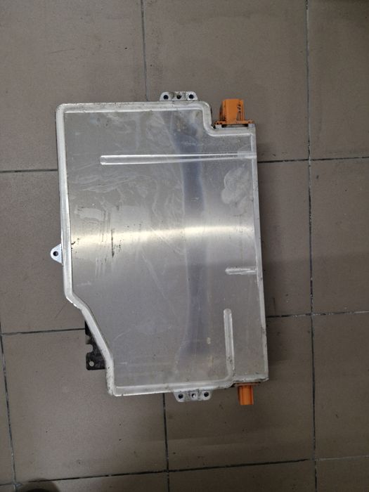 Чарджер (інвертор) VW ID6 2022 року