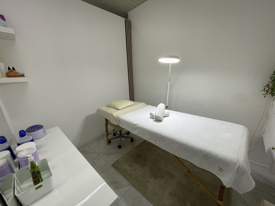 Sala de estética para arrendar em um cabelereiro