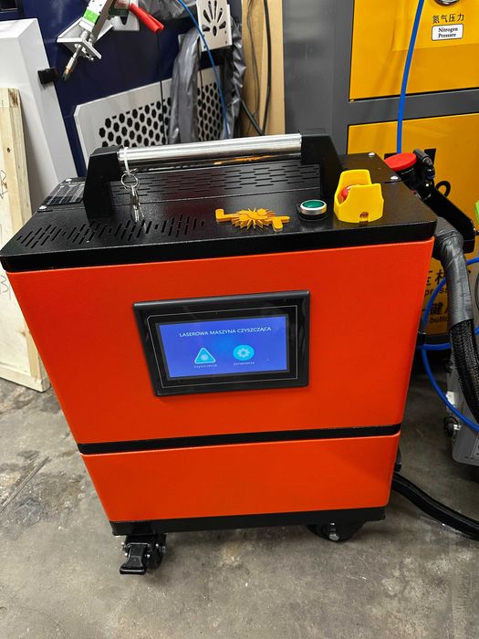 Pulsacyjny laser czyszczący LNT 300W 15mJ top hat JPT Mopa cena brutto