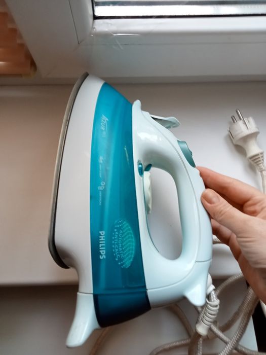 Утюг Philips Azur