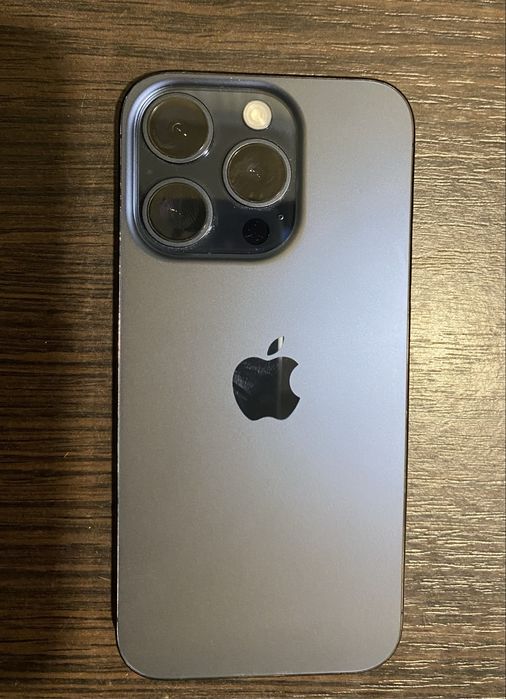 Iphone 15 pro на 256 гб