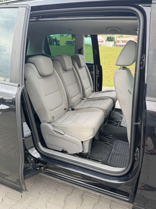 Wynajme Seat Alehambra  2014 rok 5 osobowy