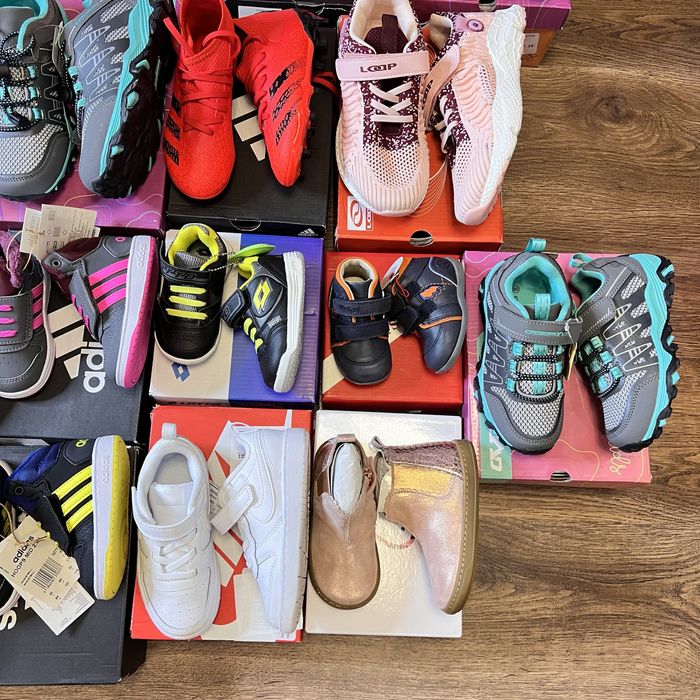 Брендове дитяче взуття оптом.