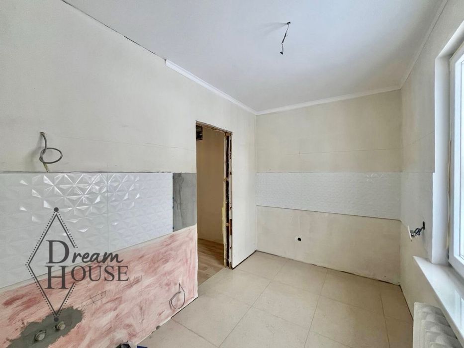 Продаж 2 кімнатної квартири