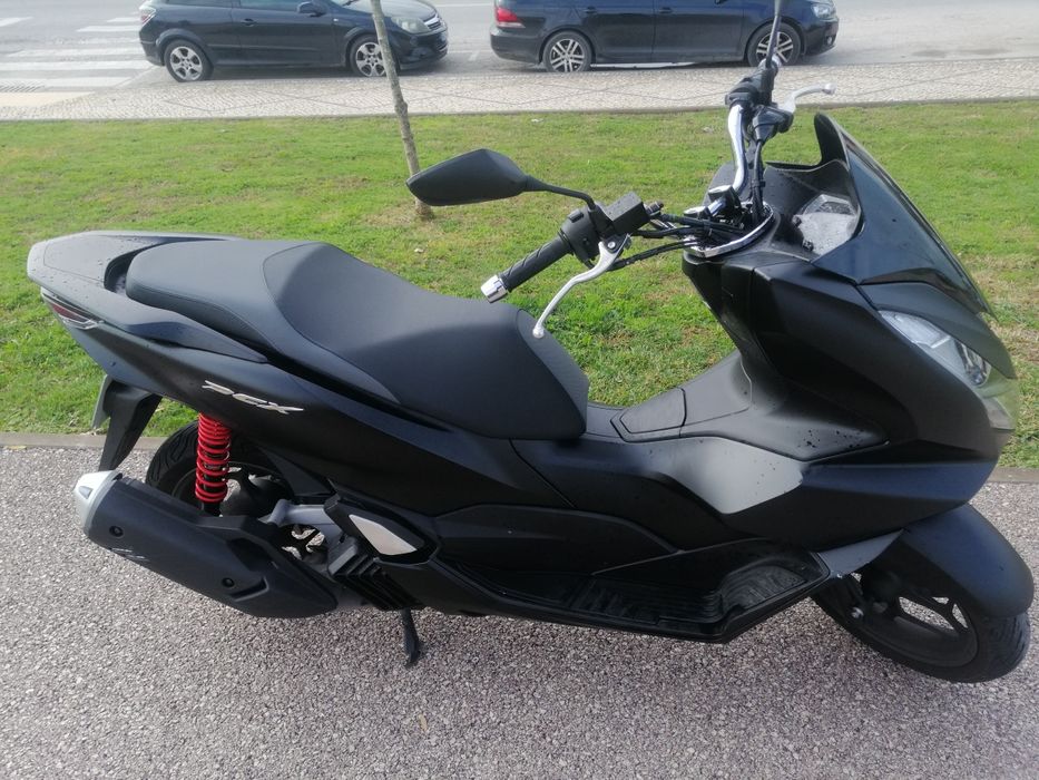 Honda Pcx 125 de 2022  Impecável