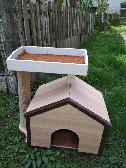 Будиночок для котів