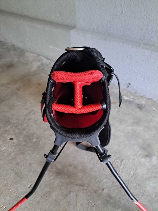 Saco de Golfe Júnior Zevo – Com Tripé e Alças Mochila