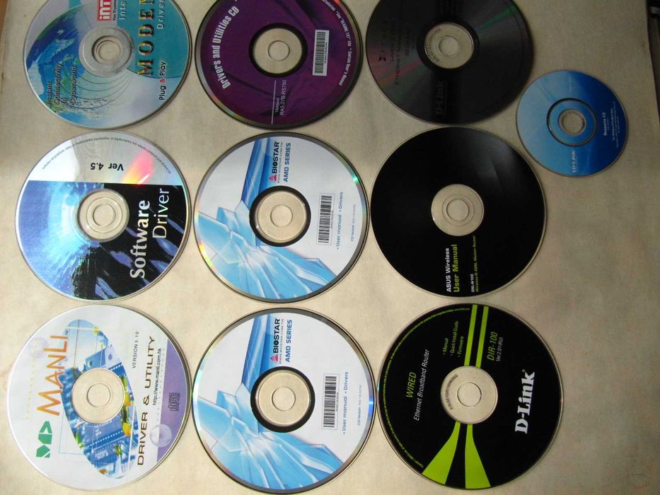 31 оригінальний CD з драйверами та софтом з 90х до 2012 деякі рідкісні