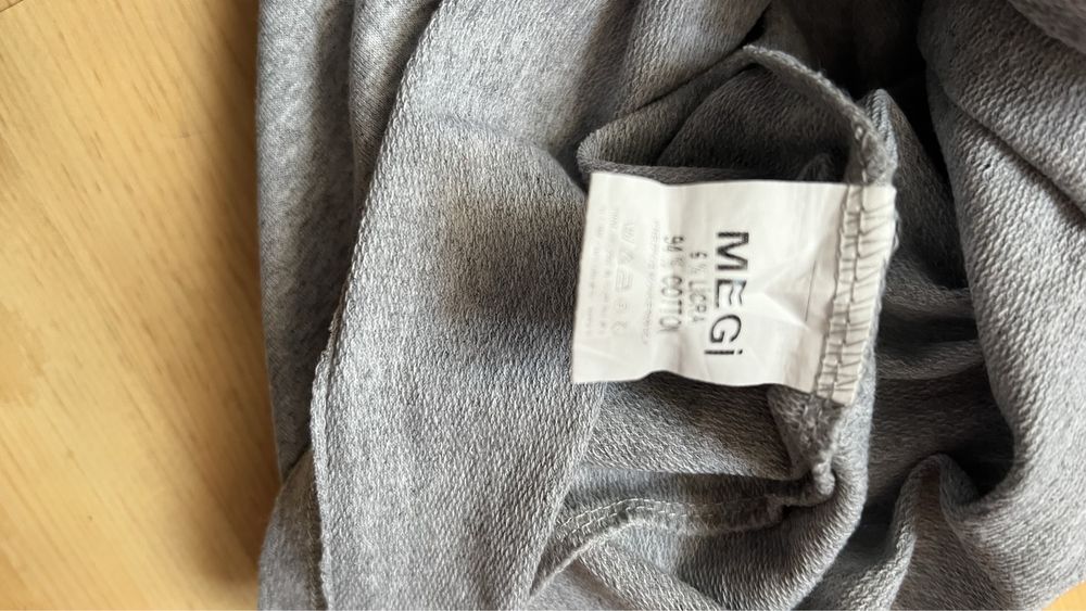 Bluza z kapturem Converse i spodniczka Megi
