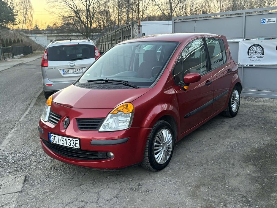 Renault modus 1.2  2005 rok.