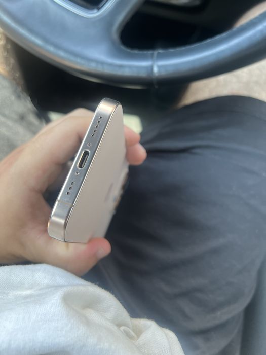 Iphone 16 pro 128gb desert titanium