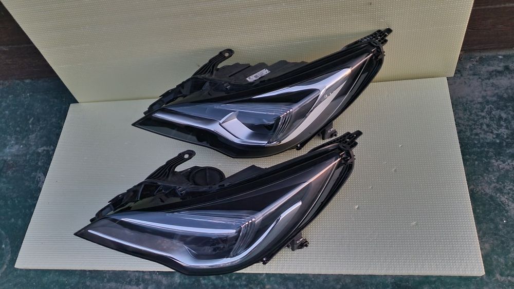 Фара ліва, права Opel Astra K. 2015-201х, 2019- Оригінал б.у.