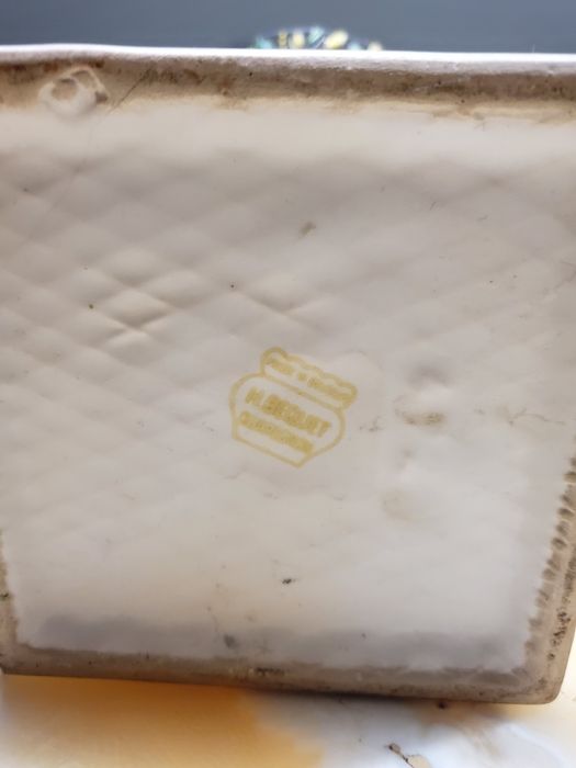 Ceramiczna waza ozdobna