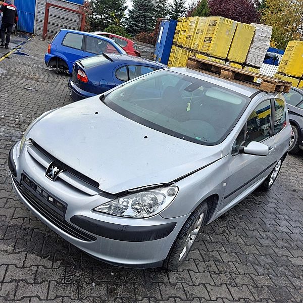 PEUGEOT 307/3D HB 1.6/16v NFU EZRC Części